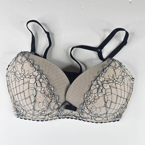 Victoria's Secret lace strappy bra size 34D - Picture 1 of 8